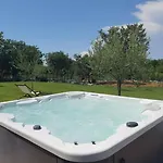 Komfortables Mit Whirlpool, Pool, Klima, Privater Terrasse - Nur 5 Km Bis ポレッチ
