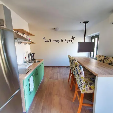 Apartman Komfortables Mit Whirlpool, Pool, Klima, Privater Terrasse - Nur 5 Km Bis Porec