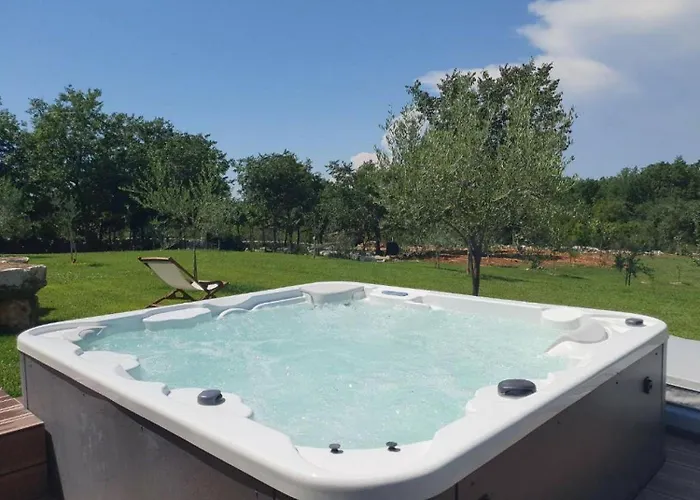 Komfortables Mit Whirlpool, Pool, Klima, Privater Terrasse - Nur 5 Km Bis 波雷奇